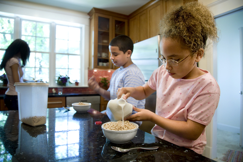 Get a Free S'well Snack Bowl From General Mills