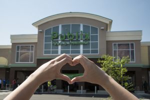 Publix Super Market supports housing programs